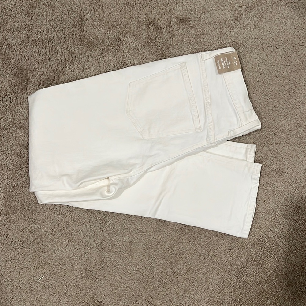 Madewell white high-rise boyfriend jeans size 25. Brand new
